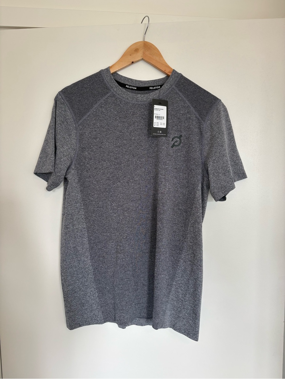 Peloton Men’s Short Sleeve Performance Tee — Heather Gray